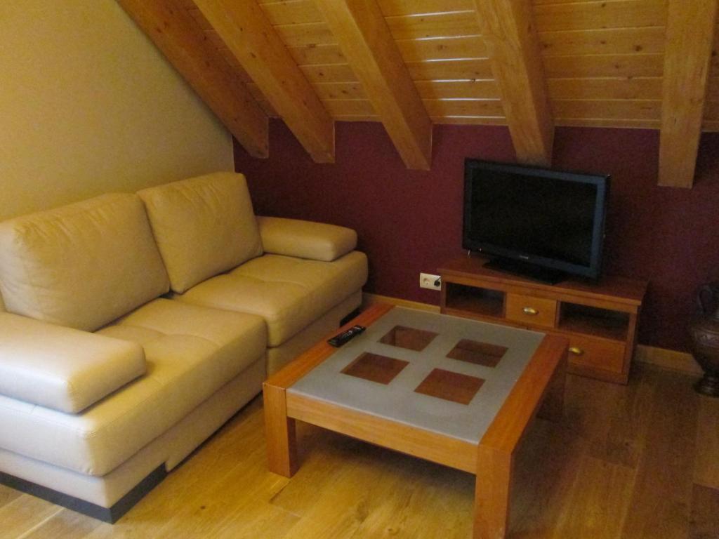 Hostal Otsoa Escároz 외부 사진